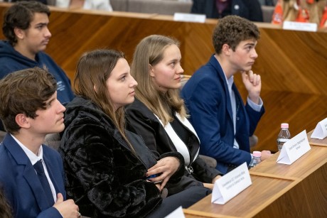 Tisztújítást tartott a Székesfehérvári Diáktanács – Csüri Bence Ferenc az új elnök